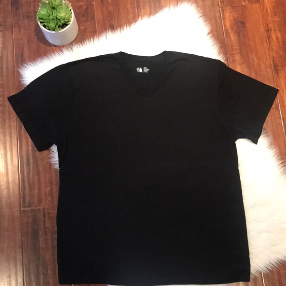 Foot locker brand Shirts Black Vneck Basic Short Sleeve Tee Poshmark